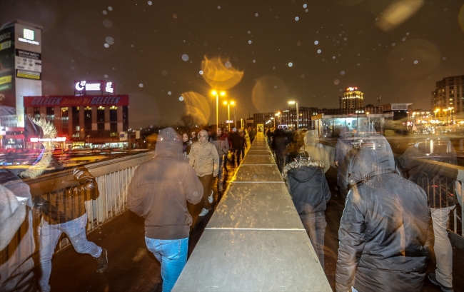 İstanbul'da beklenen kar yağışı başladı
